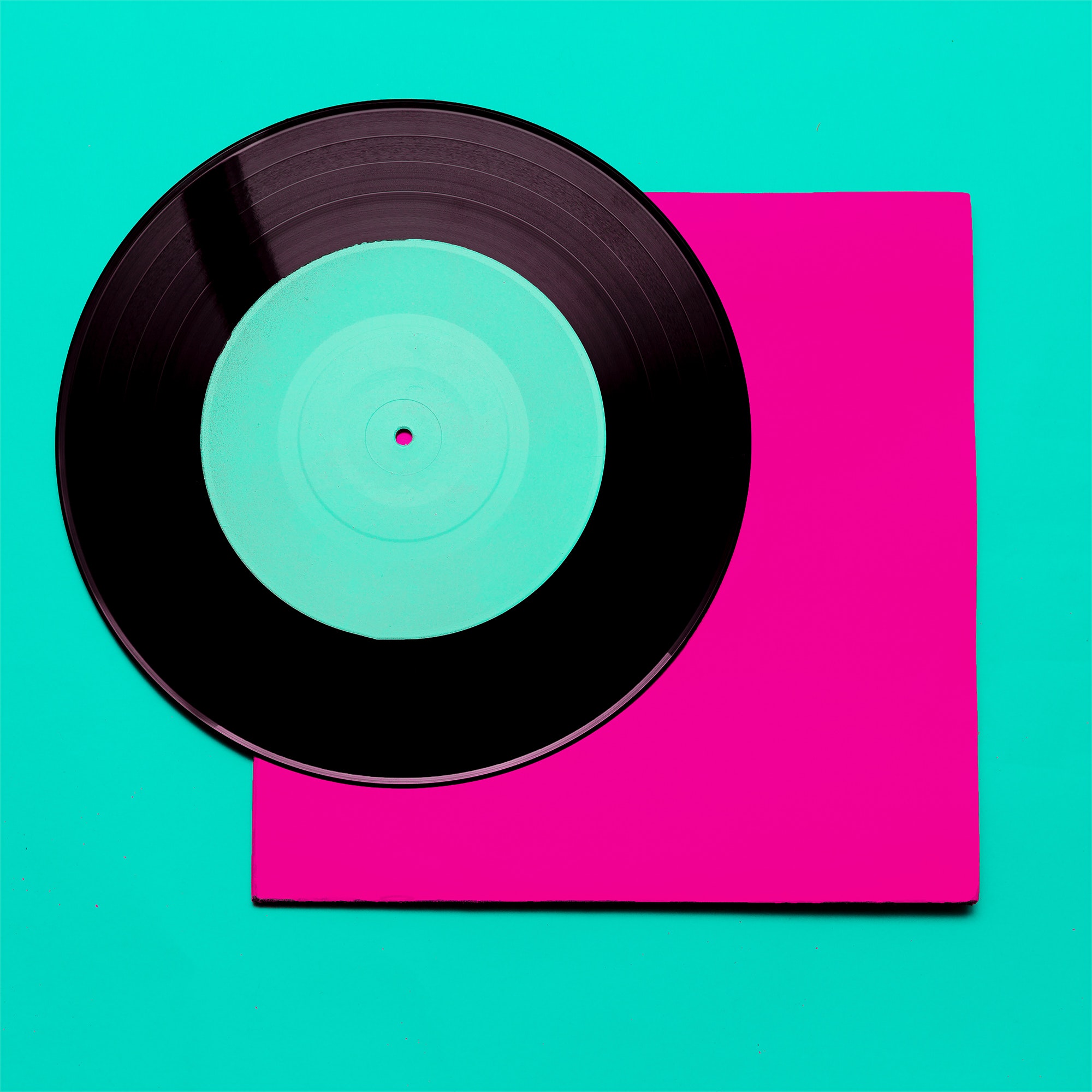 vinyl-retro-minimal-art-design.jpg